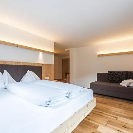 Fronza - Your Hike & Mountain 3* Lutago