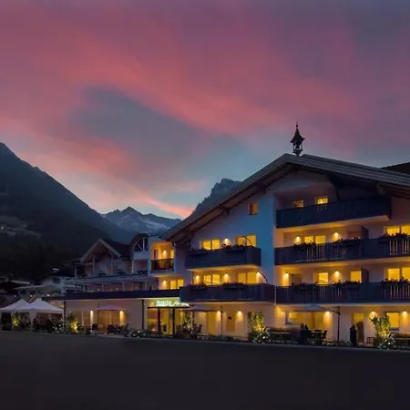 Fronza - Your Hike & Mountain Hotel 3*