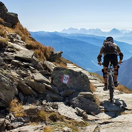 Hotel Fronza - Your Hike & Mountain