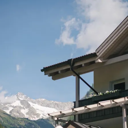 Fronza - Your Hike & Mountain Hotel